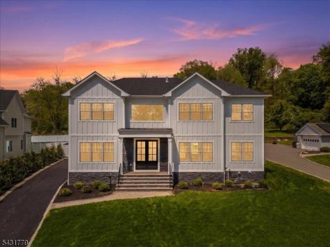 74 Hillside Avenue Livingston NJ 07039