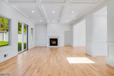 74 Hillside Avenue Livingston NJ 07039