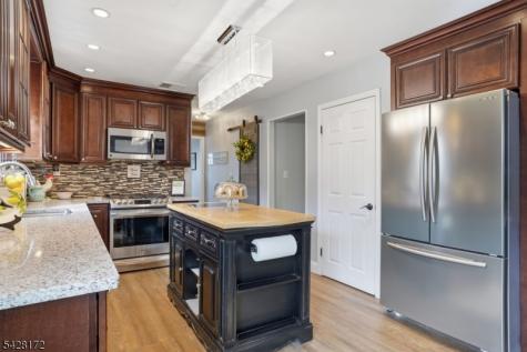 1 Jarvais Terrace Clark NJ 07066