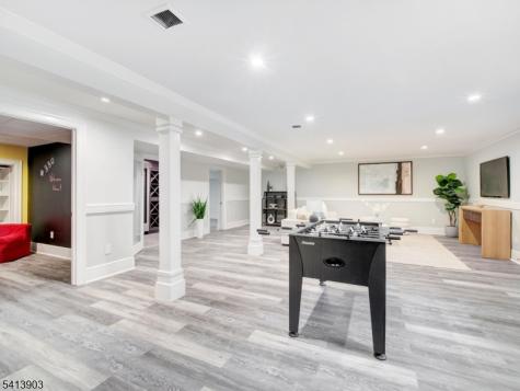 330 Hartshorn Drive Millburn NJ 07078