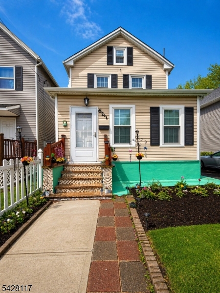 627 W 3rd Plainfield NJ 07060