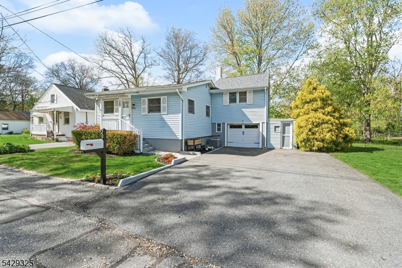 20 Madelyn Avenue West Milford NJ 07480