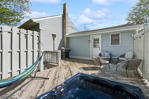20 Madelyn Avenue West Milford NJ 07480