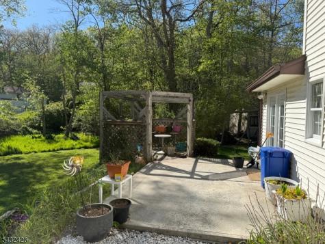 23 Lavina Trail Jefferson NJ 07438