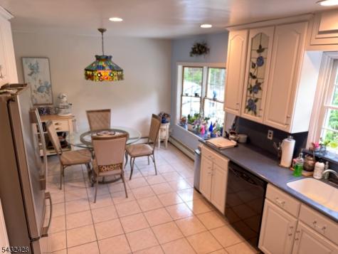 23 Lavina Trail Jefferson NJ 07438