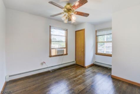 27 Cleveland Terrace West Orange NJ 07052