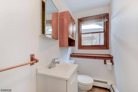 27 Cleveland Terrace West Orange NJ 07052