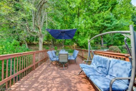 27 Cleveland Terrace West Orange NJ 07052