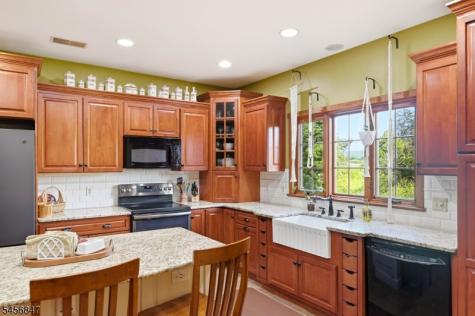 508 Maple Lane Allamuchy NJ 07821