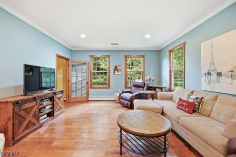 508 Maple Lane Allamuchy NJ 07821