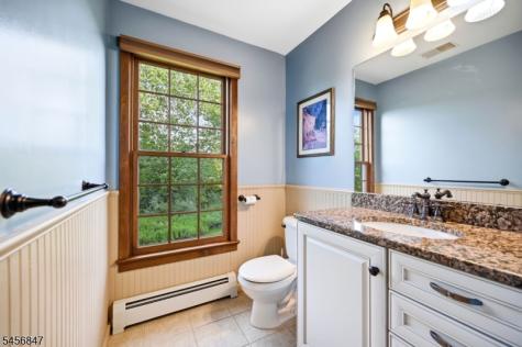 508 Maple Lane Allamuchy NJ 07821