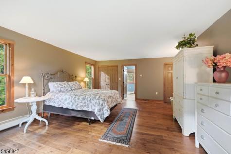 508 Maple Lane Allamuchy NJ 07821
