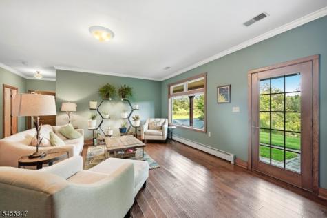 508 Maple Lane Allamuchy NJ 07821