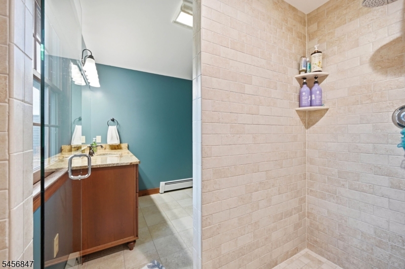 508 Maple Lane Allamuchy NJ 07821