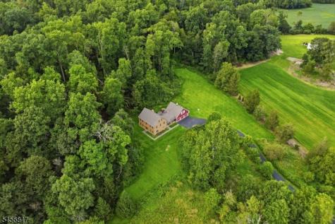 508 Maple Lane Allamuchy NJ 07821