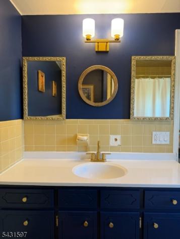 18 Kline Boulevard Readington NJ 08889