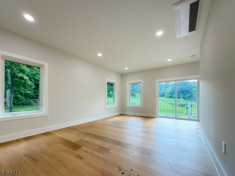 10 Alpine Trail Vernon NJ 07462