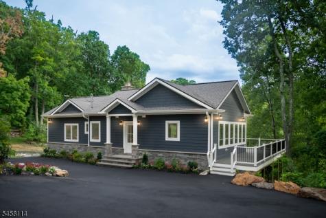 10 Alpine Trail Vernon NJ 07462