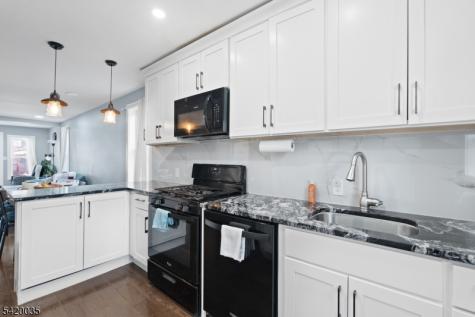 247 E 7th Avenue Roselle NJ 07203
