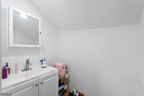 247 E 7th Avenue Roselle NJ 07203