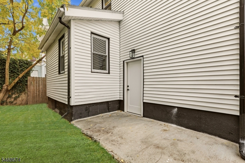 62 Unity Avenue Newark NJ 07106