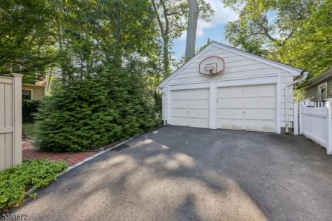 7 Sylvan Road Verona NJ 07044