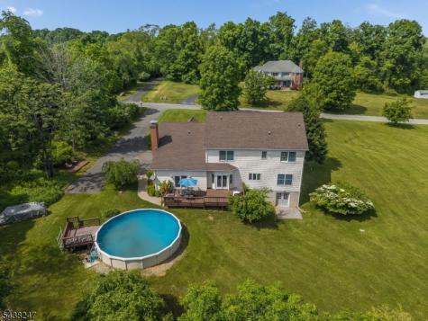 2 General Morgan Lane Lebanon NJ 08826