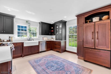 1 Spring Hill Road Franklin NJ 08801