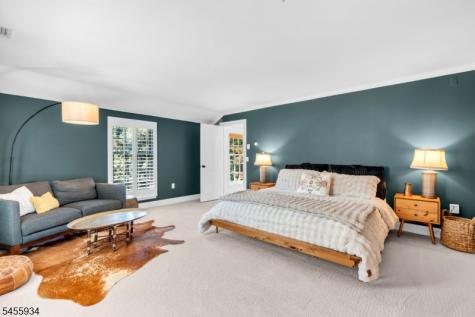 1 Spring Hill Road Franklin NJ 08801