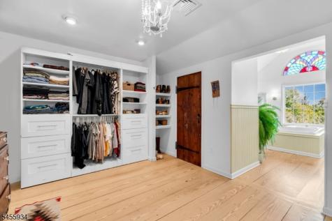 1 Spring Hill Road Franklin NJ 08801