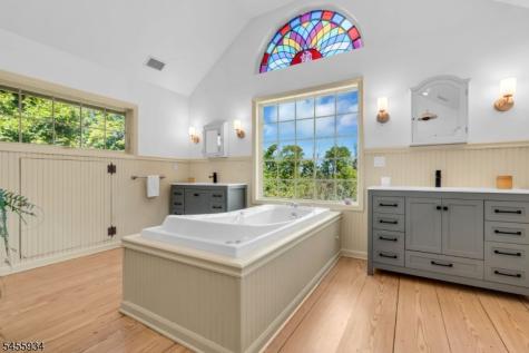 1 Spring Hill Road Franklin NJ 08801