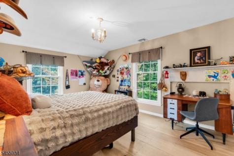 1 Spring Hill Road Franklin NJ 08801