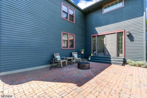 1 Spring Hill Road Franklin NJ 08801