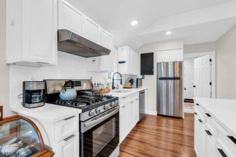 1 Spring Hill Road Franklin NJ 08801