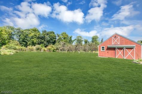 1 Spring Hill Road Franklin NJ 08801