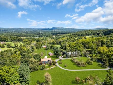 1 Spring Hill Road Franklin NJ 08801
