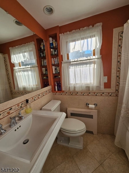 518 Lincoln Avenue Pompton Lakes NJ 07442