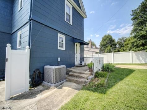 38 S 23rd Street Kenilworth NJ 07033