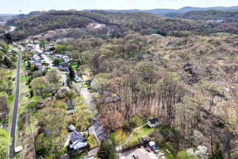 102 Greenwood Avenue Wanaque NJ 07420