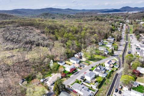102 Greenwood Avenue Wanaque NJ 07420