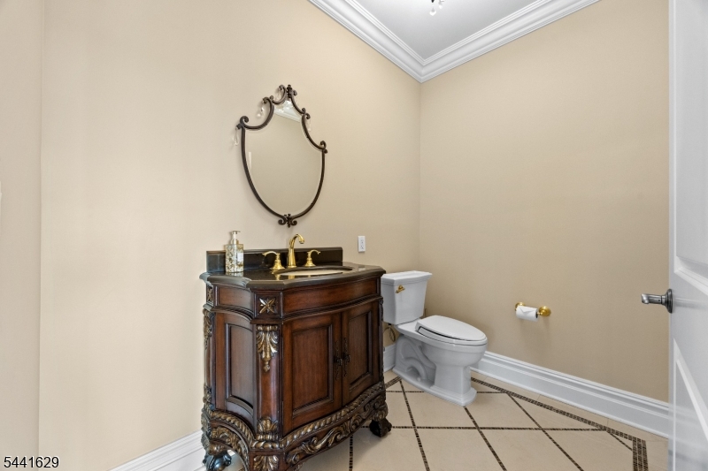 15 Adams Way Montville NJ 07082