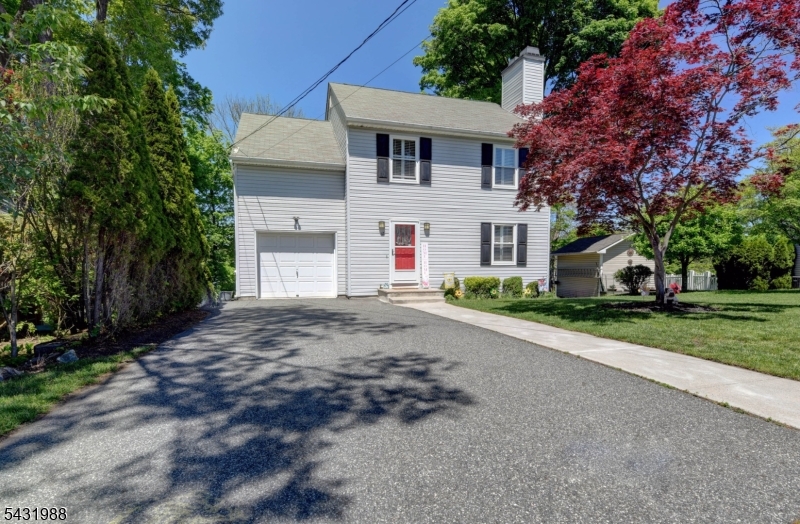 12 Ogden Terrace Butler NJ 07405