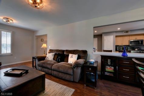 12 Ogden Terrace Butler NJ 07405