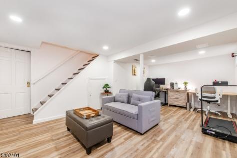 18 Columbia Avenue Berkeley Heights NJ 07922