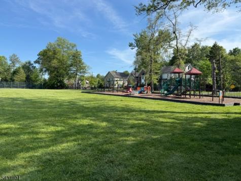 18 Columbia Avenue Berkeley Heights NJ 07922