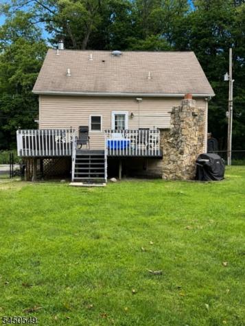 33 Harrison Road Pequannock NJ 07444