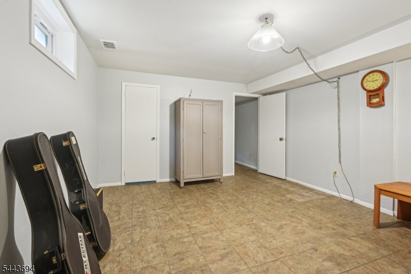 23 Chestnut Road West Orange NJ 07052