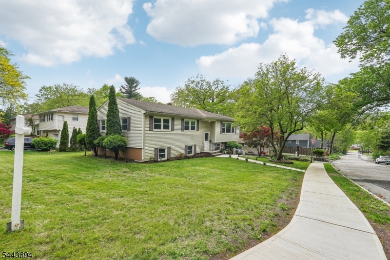 23 Chestnut Road West Orange NJ 07052