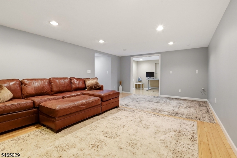 230 River Road Raritan NJ 08822