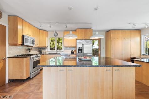 335 Valentine Street Highland Park NJ 08904